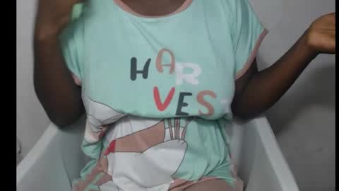 Snapshot of hottylissa1 chatting on September 18, 8:18 pm hottylissa1 online show from September 18, 8:18 pm
