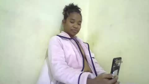 hotvanessa98 online show from May 25, 12:53 am