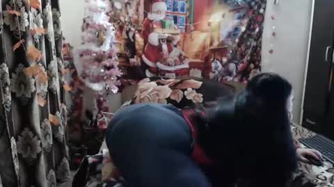 hugeassdevil online show from January 19, 2:38 pm