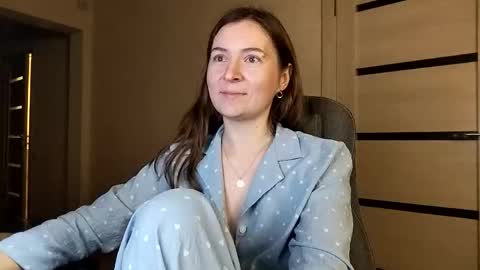 HumpyGrey online show from October 29, 7:16 pm