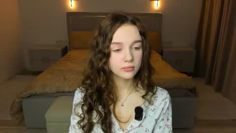 Lily online show from July 27, 7:27 am