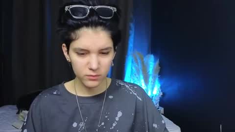 Hyeon Jin online show from March 12, 10:48 am