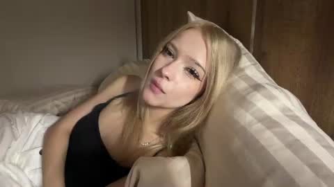 Anny online show from July 11, 7:58 pm