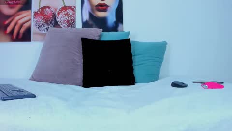 The Dolls online show from October 10, 8:36 pm