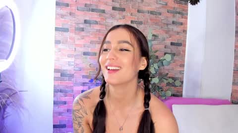 Snapshot of i_am_lucy1 chatting on December 22, 5:12 am Lucy online show from December 22, 5:12 am