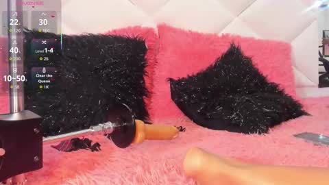 Kristi online show from December 18, 8:46 pm