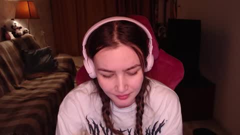 Snapshot of i_love_icecream chatting on December 25, 1:51 pm elisabeth online show from December 25, 1:51 pm