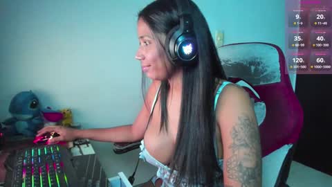 Snapshot of iam_honeygood chatting on October 4, 4:07 am Honey online show from October 4, 4:07 am