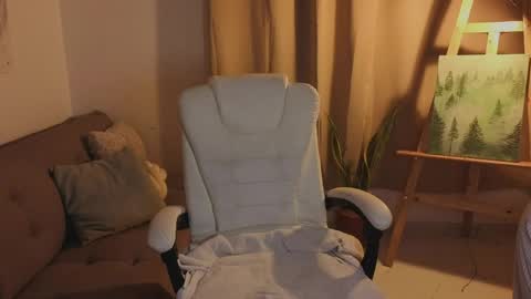     online show from March 30, 10:09 pm