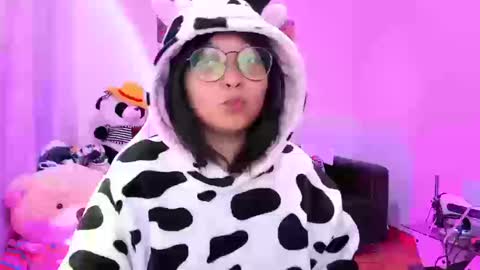 Snapshot of iam_zoechan chatting on September 23, 12:53 am Zoe 3 online show from September 23, 12:53 am