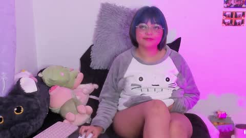 Snapshot of iam_zoechan chatting on January 30, 6:03 am Zoe 3 online show from January 30, 6:03 am