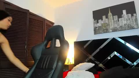 Charlotte online show from June 10, 12:48 pm