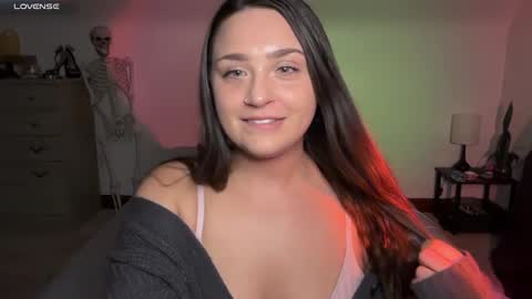 Snapshot of iamcrystalann chatting on January 5, 4:47 am Crystal online show from January 5, 4:47 am