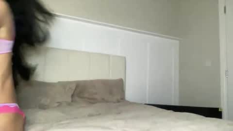 Daisy Reid online show from February 13, 11:50 pm