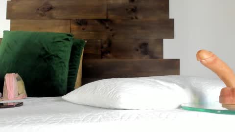 Gabriela online show from March 3, 11:58 am