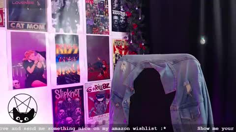 Mari online show from January 1, 1:47 am