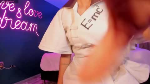 Nayuta online show from February 25, 8:32 pm