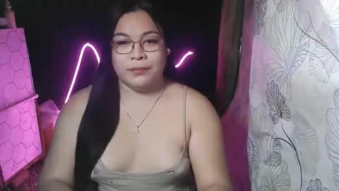 iana online show from April 4, 7:18 am