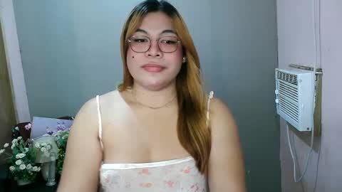 Snapshot of iana_whorexxx chatting on February 4, 7:00 pm iana online show from February 4, 7:00 pm