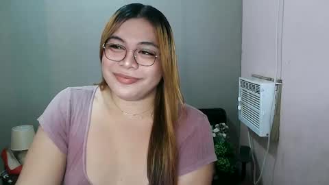 Snapshot of iana_whorexxx chatting on February 21, 12:06 pm iana online show from February 21, 12:06 pm