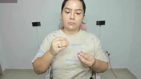 ibeth_diaz online show from November 18, 10:49 am