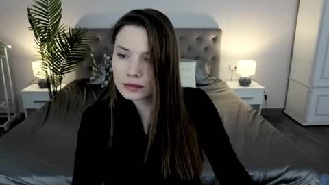 Danielle online show from March 16, 1:59 pm