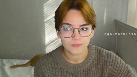 Snapshot of iceeheart chatting on October 4, 5:13 am Ksenia online show from October 4, 5:13 am