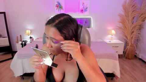 Icy online show from February 2, 12:04 pm