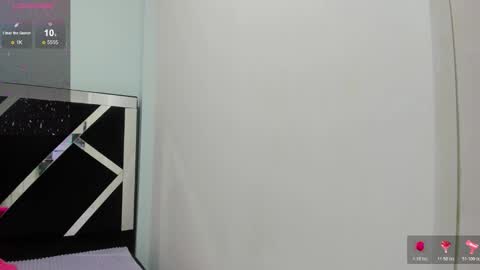 Isabella online show from November 1, 2:10 pm