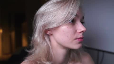 ileanacampbel online show from December 27, 5:09 am