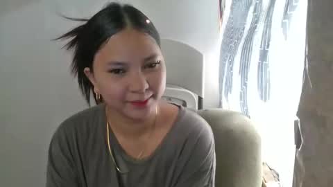Snapshot of ilove_squirting18 chatting on October 19, 1:07 am KATRINA online show from October 19, 1:07 am