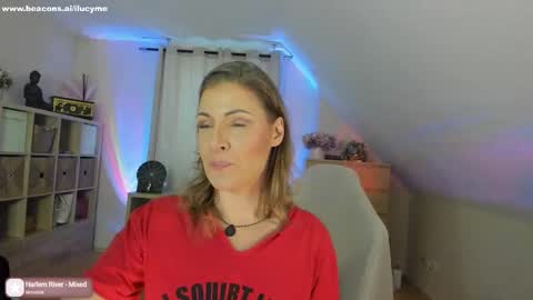 Snapshot of ilucyme chatting on October 2, 3:06 pm ilucyme online show from October 2, 3:06 pm