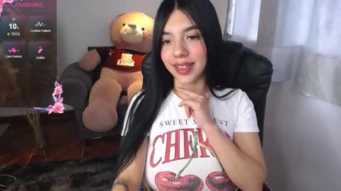 Alyn online show from February 11, 4:08 pm