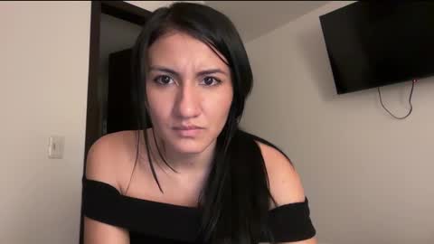 Snapshot of im_dayana chatting on October 5, 5:01 am instagram online show from October 5, 5:01 am