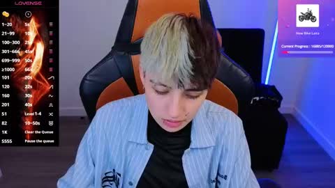 Laia online show from October 7, 12:15 am