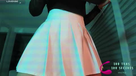 im_mariana online show from February 10, 12:57 am