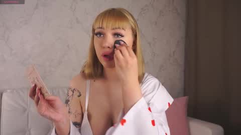 Katrina online show from February 16, 6:32 pm