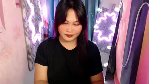 im_urloving_mama69 online show from December 21, 12:48 am