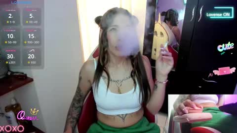 Lisa Hyga online show from February 4, 9:29 pm