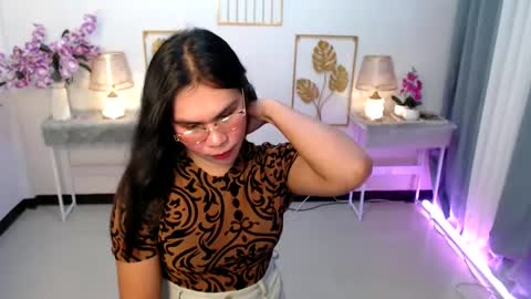 Snapshot of imdestined_foryou chatting on December 26, 6:01 pm Ashley online show from December 26, 6:01 pm