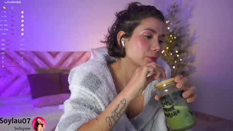 Snapshot of imjess_ chatting on December 6, 1:07 am imjess_ online show from December 6, 1:07 am