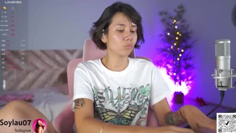 Snapshot of imjess_ chatting on October 13, 12:19 pm imjess_ online show from October 13, 12:19 pm