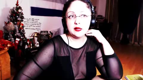 Empress online show from February 9, 10:54 pm