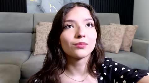 Karen  online show from December 17, 7:51 pm