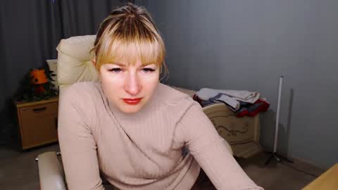 Snapshot of incredible_ariela chatting on January 16, 10:21 am incredible_ariela online show from January 16, 10:21 am