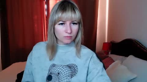 Snapshot of incredible_ariela chatting on January 20, 9:13 am incredible_ariela online show from January 20, 9:13 am