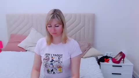 incredible_ariela online show from July 3, 4:13 pm