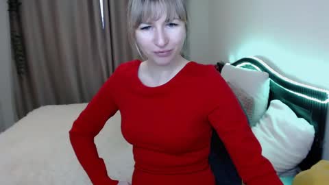 Snapshot of incredible_ariela chatting on December 23, 10:32 am incredible_ariela online show from December 23, 10:32 am
