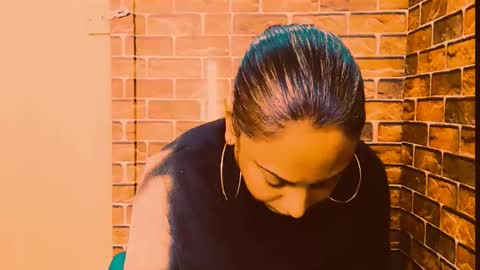 indian_spice_girl online show from June 4, 7:13 am