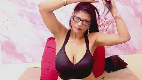 Femiez online show from February 6, 7:01 am